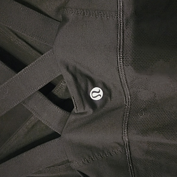 Lululemon Black Yoga Jogging Top w Pocket - Picture 3 of 4